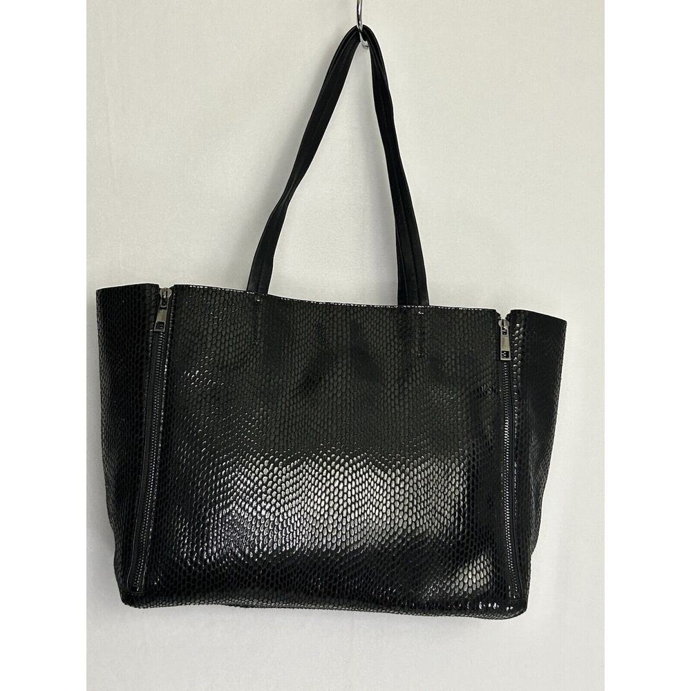 Sorial Prive Embossed Black Leather Snakeskin Tote